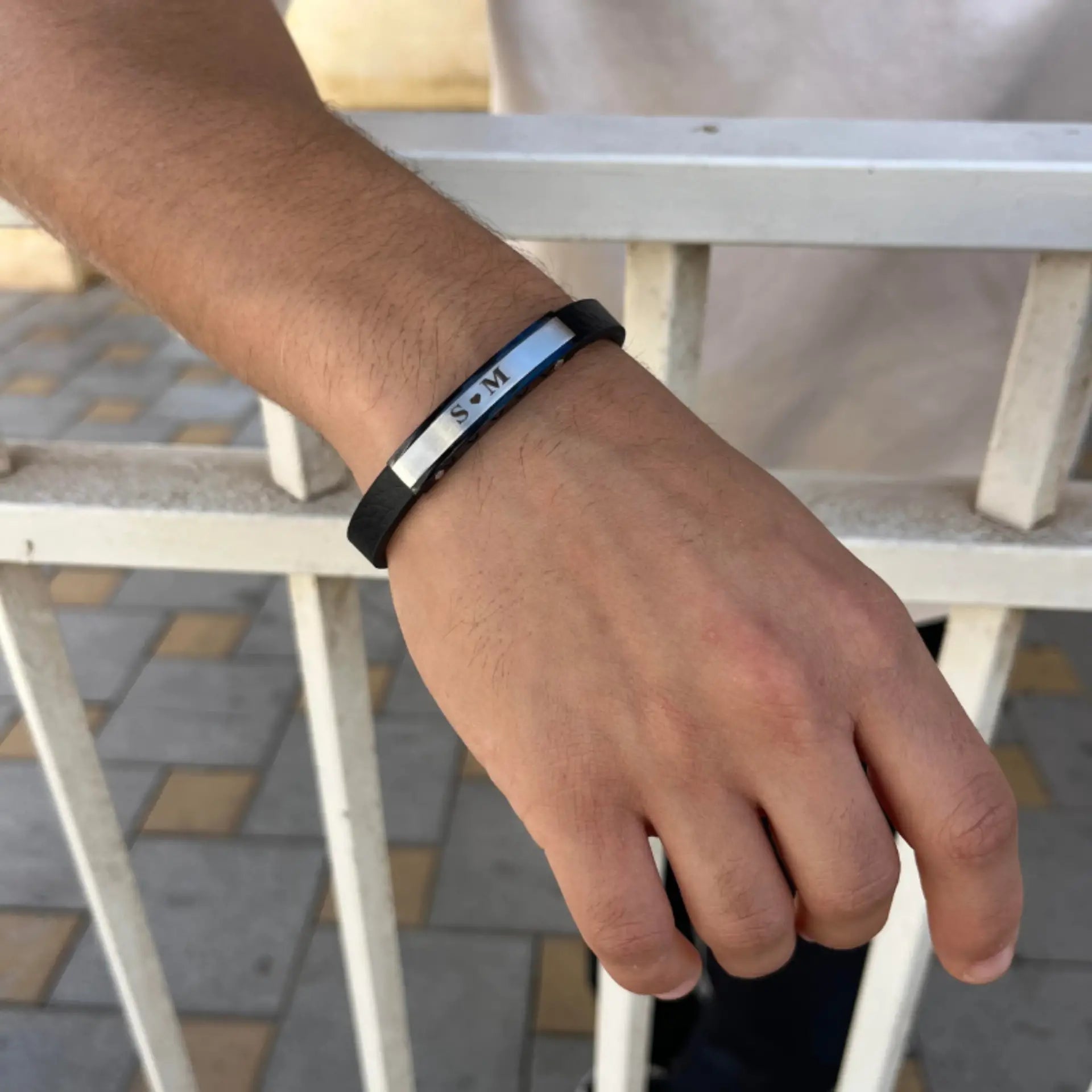צמיד לגבר  "LIAM"