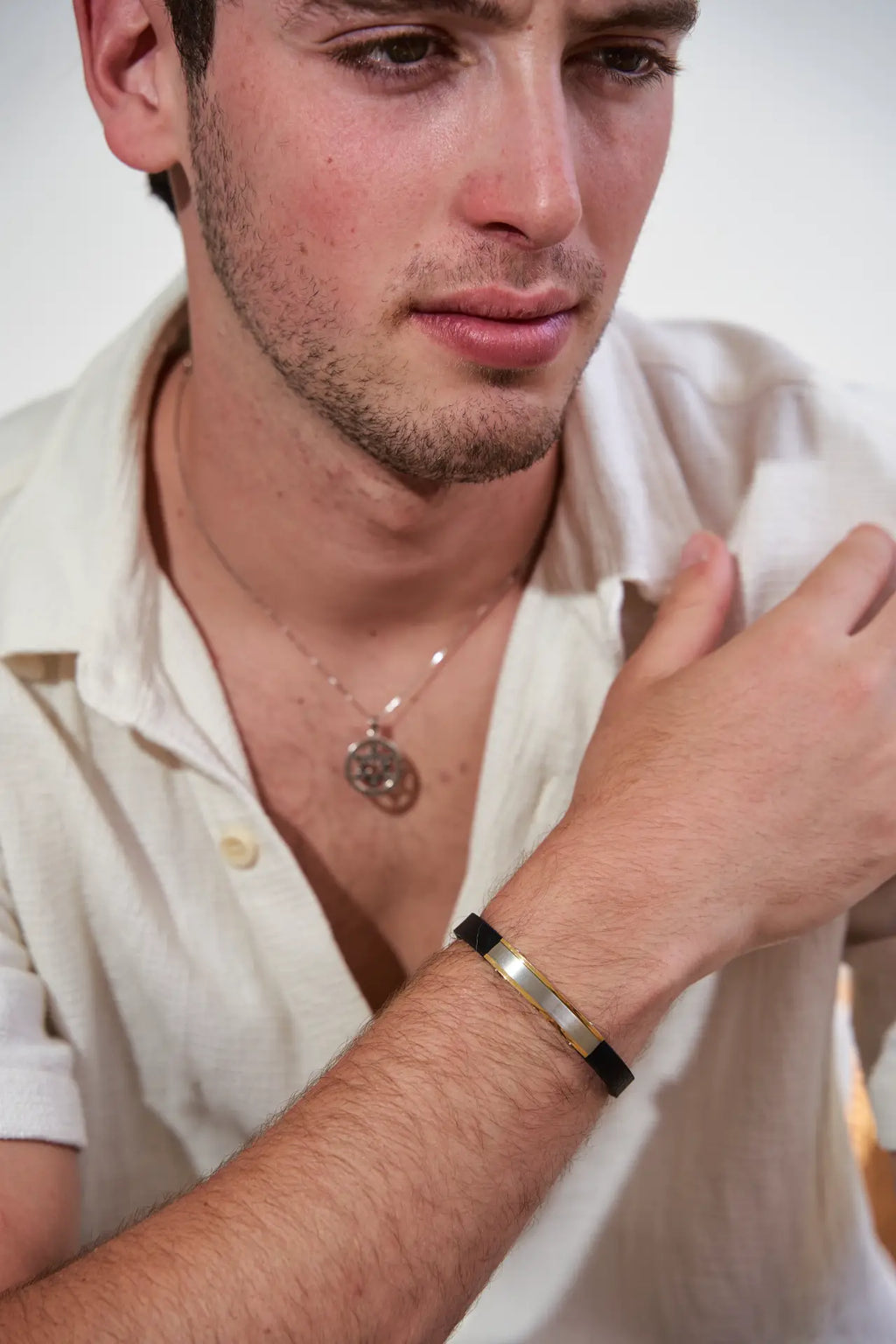 צמיד לגבר  "LIAM"